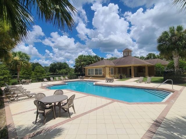 36122 LAKE CHASE BOULEVARD 203, Zephyrhills, FL 33541
