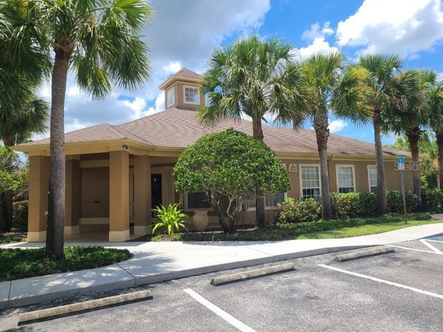 36122 LAKE CHASE BOULEVARD 203, Zephyrhills, FL 33541