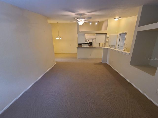 36122 LAKE CHASE BOULEVARD 203, Zephyrhills, FL 33541