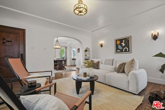 949 N Avenue 49, Los Angeles, CA 90042