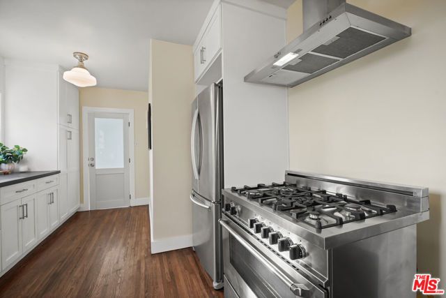 949 N Avenue 49, Los Angeles, CA 90042