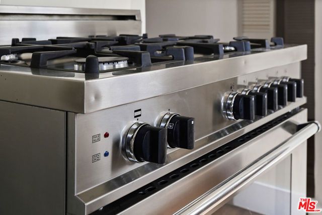 949 N Avenue 49, Los Angeles, CA 90042