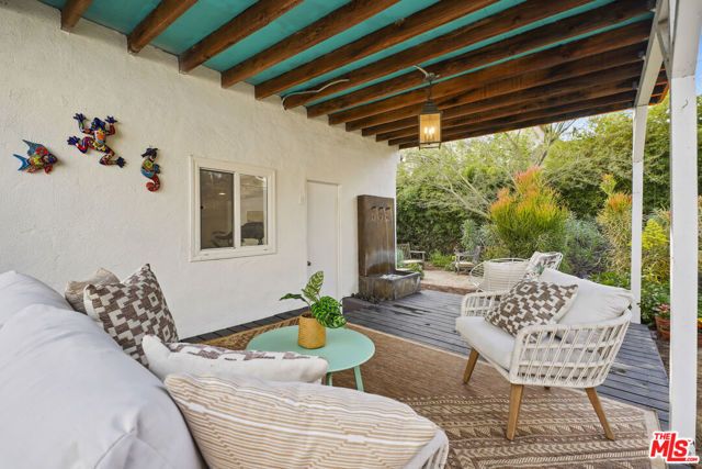 949 N Avenue 49, Los Angeles, CA 90042