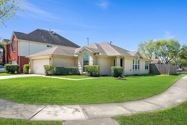 3218 Windy Cape Lane, League City, TX 77573