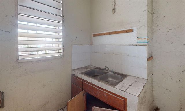 1960 BORIQUEN, San Juan, PR 00915