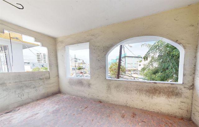 1960 BORIQUEN, San Juan, PR 00915