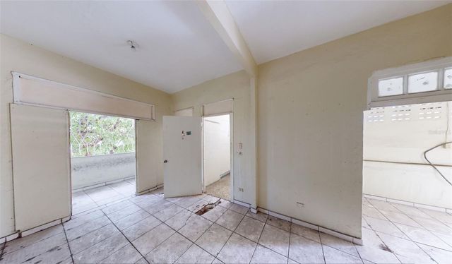 1960 BORIQUEN, San Juan, PR 00915