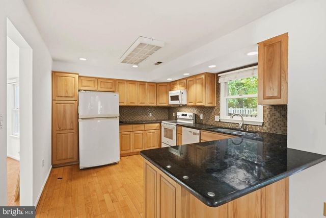 1823 HYMAN LN, Crofton, MD 21114