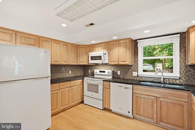 1823 HYMAN LN, Crofton, MD 21114