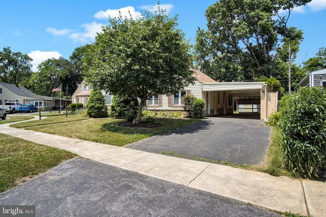 2010 HIGHLAND CIR, Camp Hill, PA 17011