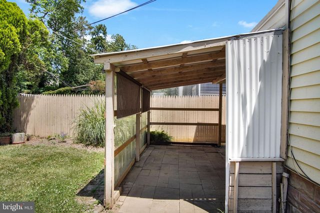 2010 HIGHLAND CIR, Camp Hill, PA 17011