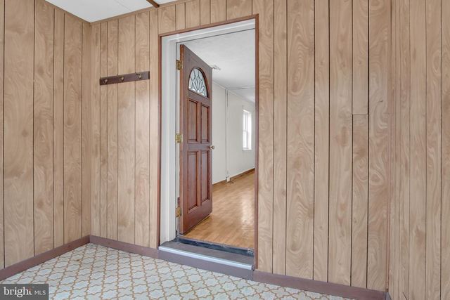 2010 HIGHLAND CIR, Camp Hill, PA 17011