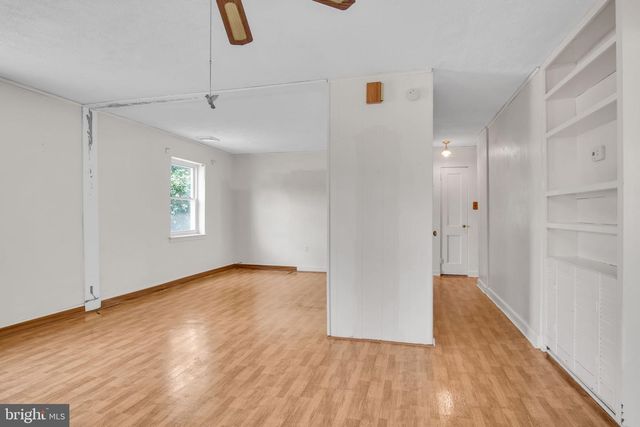 2010 HIGHLAND CIR, Camp Hill, PA 17011