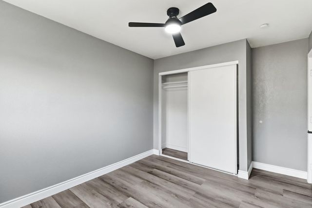 1099 Grand Ave, Olivehurst, CA 95961