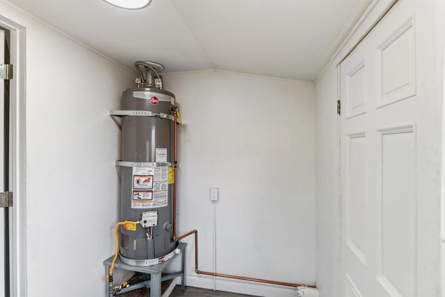 1099 Grand Ave, Olivehurst, CA 95961