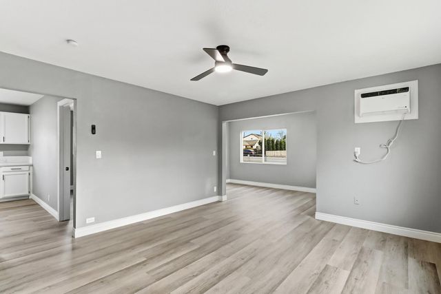 1099 Grand Ave, Olivehurst, CA 95961