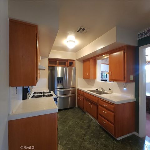 35231 San Carlos, Yucaipa, CA 92399