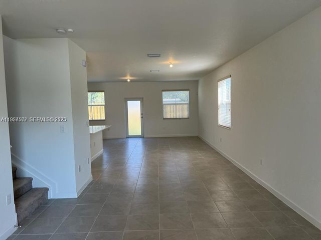 2281 NW 131st Cir, Miami, FL 33167