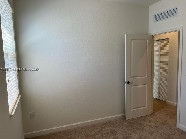 2281 NW 131st Cir, Miami, FL 33167