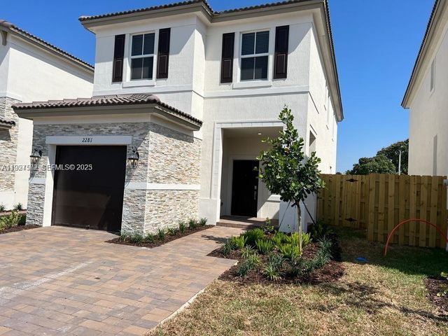 2281 NW 131st Cir, Miami, FL 33167