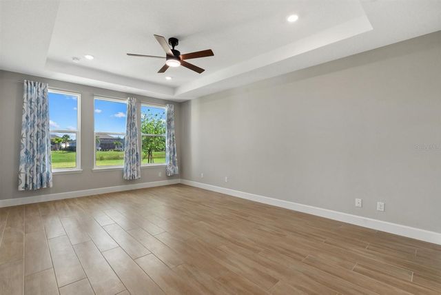 16435 STAR GRASS CIRCLE, Bradenton, FL 34211