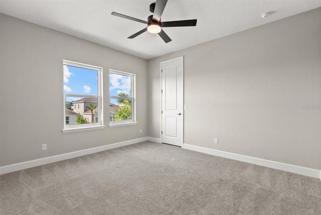 16435 STAR GRASS CIRCLE, Bradenton, FL 34211