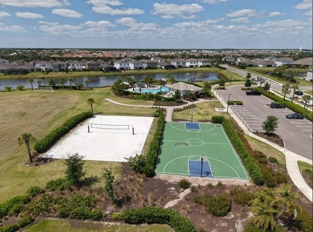 16435 STAR GRASS CIRCLE, Bradenton, FL 34211