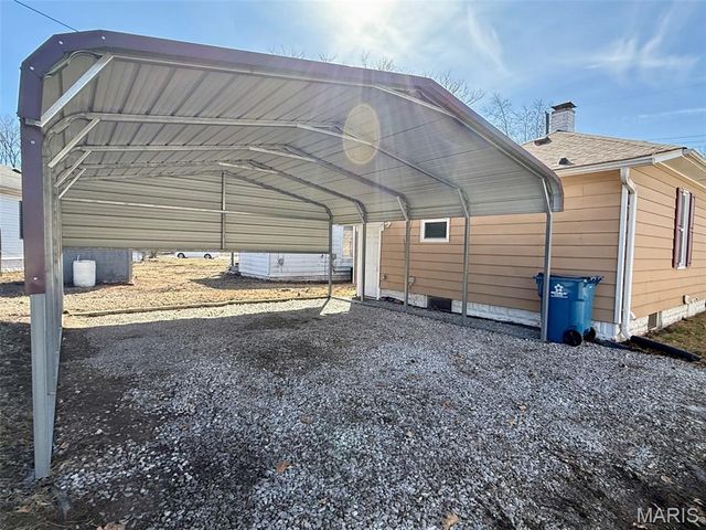 223 Kingshighway, East Alton, IL 62024