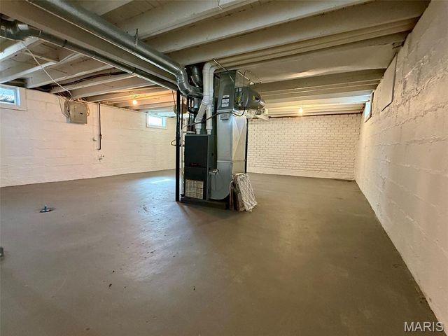 223 Kingshighway, East Alton, IL 62024