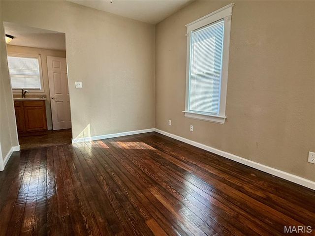 223 Kingshighway, East Alton, IL 62024