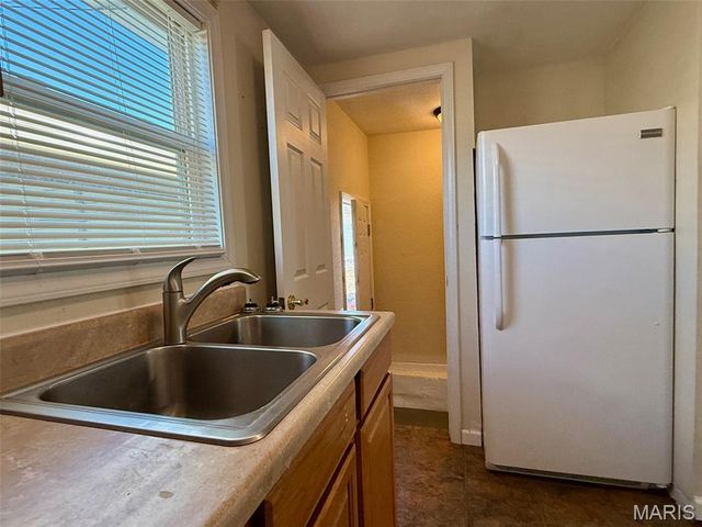 223 Kingshighway, East Alton, IL 62024