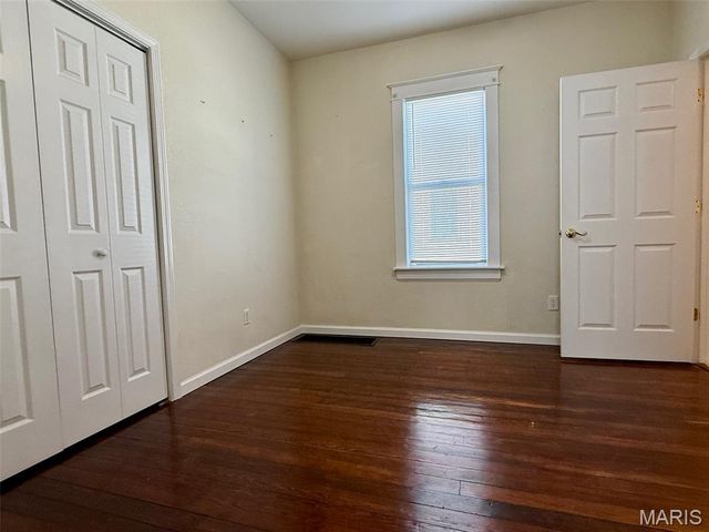 223 Kingshighway, East Alton, IL 62024