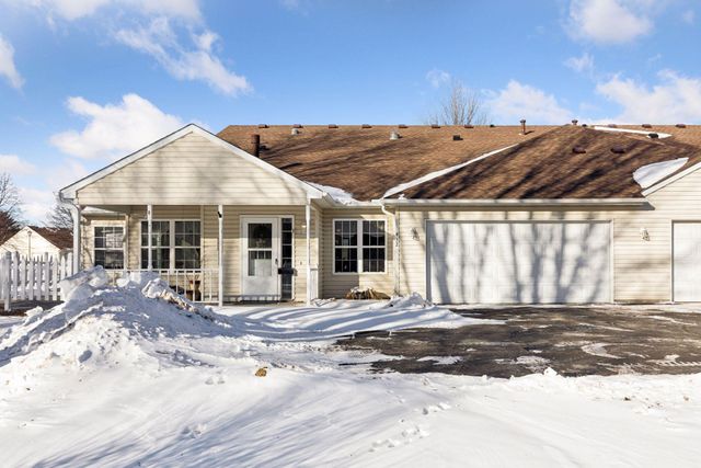 432 Sarazin Street, Shakopee, MN 55379