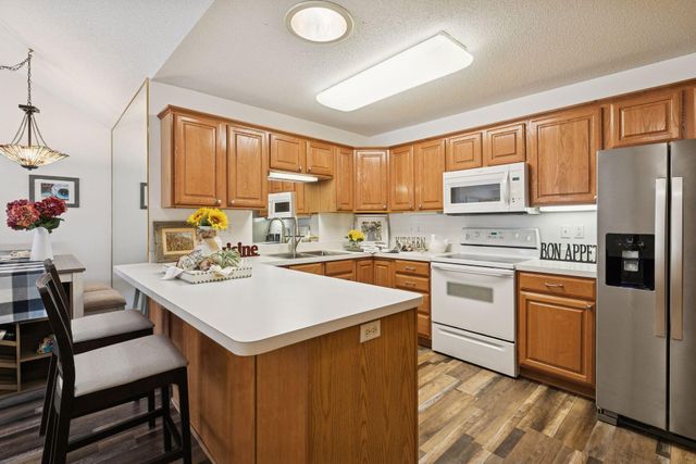 432 Sarazin Street, Shakopee, MN 55379