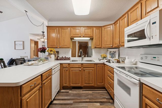 432 Sarazin Street, Shakopee, MN 55379