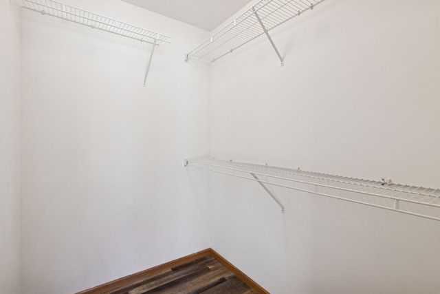 432 Sarazin Street, Shakopee, MN 55379