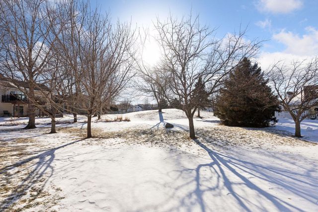 432 Sarazin Street, Shakopee, MN 55379