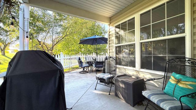 432 Sarazin Street, Shakopee, MN 55379