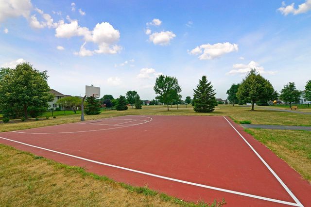 432 Sarazin Street, Shakopee, MN 55379