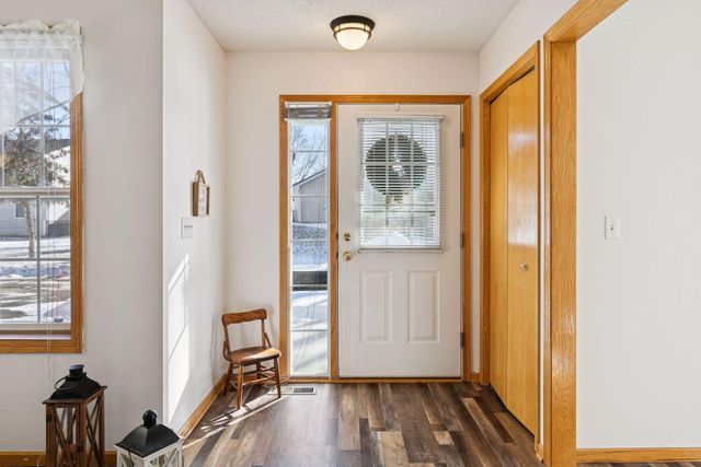 432 Sarazin Street, Shakopee, MN 55379