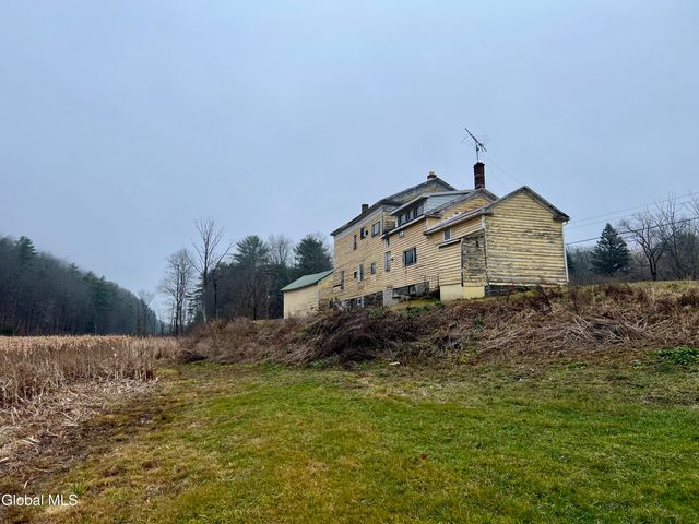 524 Copeland Hill Road, Coeymans, NY 12067