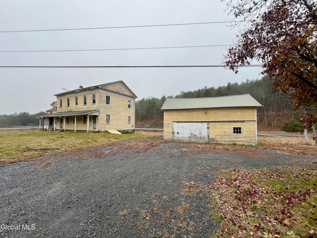 524 Copeland Hill Road, Coeymans, NY 12067