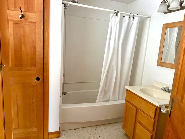 14 First Street, Barre City, VT 05641