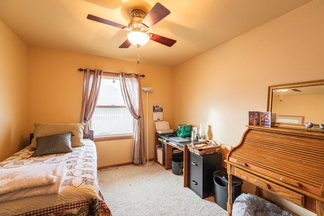 1218 Harvest CIRCLE, Holmen, WI 54636