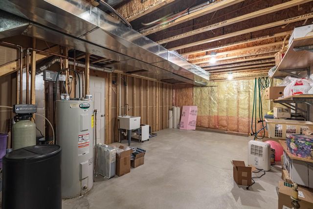 1218 Harvest CIRCLE, Holmen, WI 54636