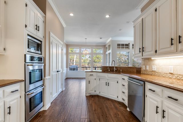 529 Chippendale Drive, Heath, TX 75032