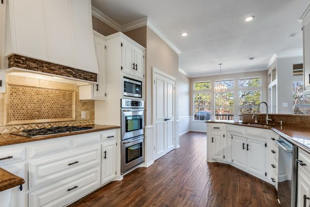 529 Chippendale Drive, Heath, TX 75032