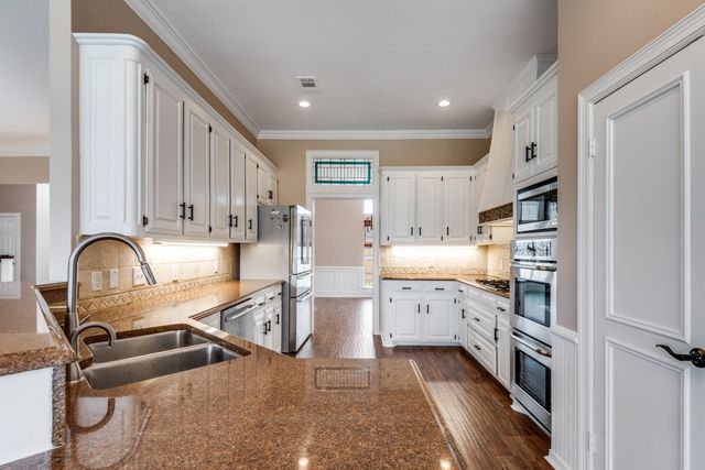 529 Chippendale Drive, Heath, TX 75032