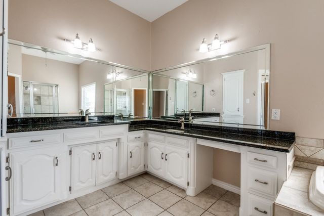 529 Chippendale Drive, Heath, TX 75032