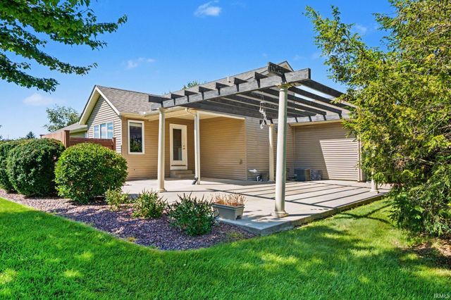 30056 Quail Pointe Drive, Granger, IN 46530